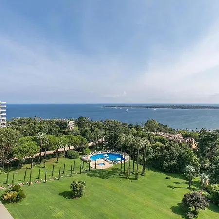 Apartment Ref 1969 - - Penthouse With Panoramic Sea View For Rent