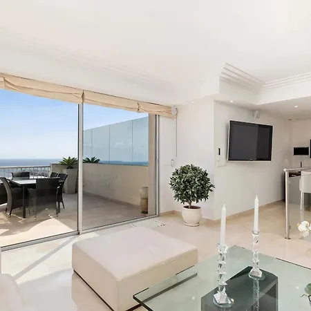 Apartament Ref 1969 - - Penthouse With Panoramic Sea View For Rent Cannes